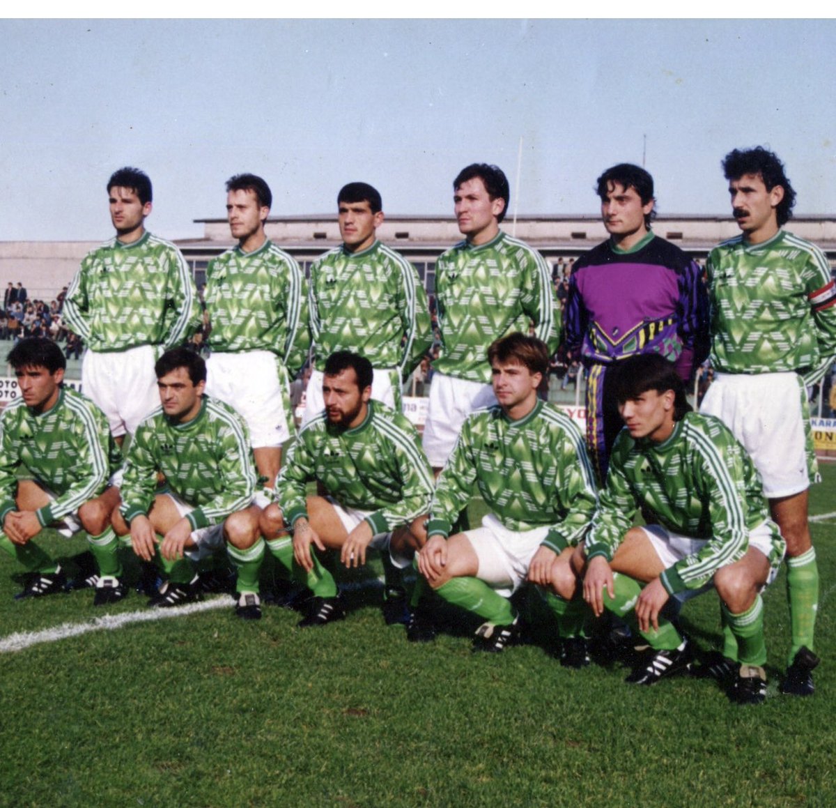 Guneyismail120's tweet photo. 1994 yılı güzel günlerdi 😊 https://t.co/nTMjE0UMFo