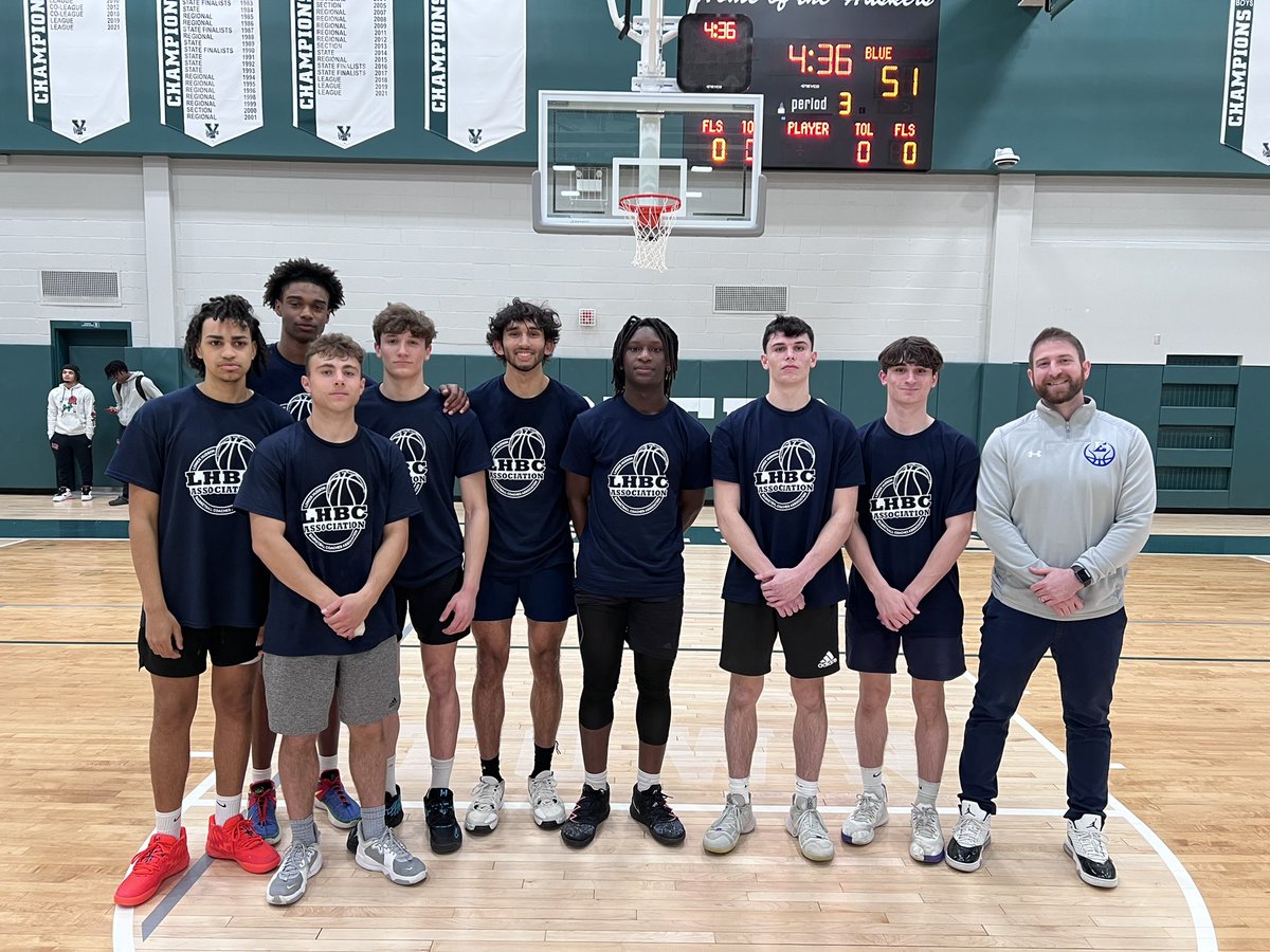 LowerHudsonHoop's tweet photo. The 2022 All-Conference Senior blue Squad! https://t.co/bE3Lq1Ec6A