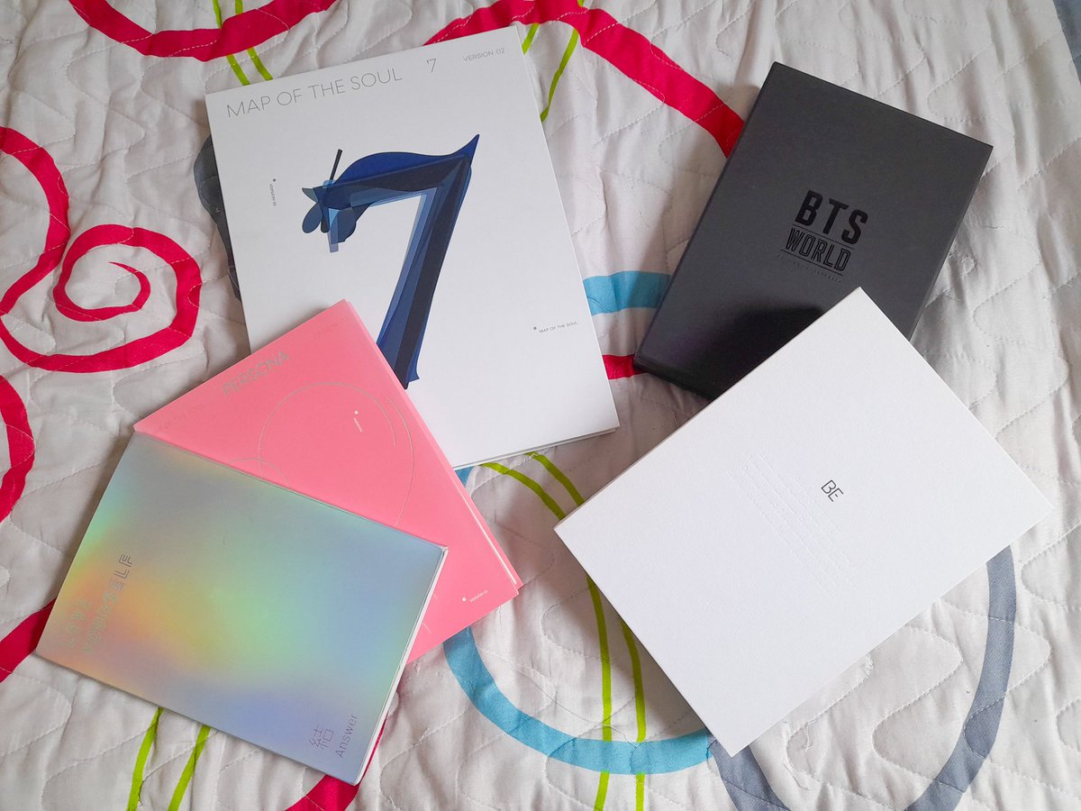 Moon_LxC's tweet photo. Holaaa bonitxs, queria comentarles por aqui que por cuestiones economicas estoy vendiendo alguno de los albums de bangtan de mi colección:((, si alguno le interesaaa no dude en escribirme al Dm están en muy buenas condiciones y los estoy dejando en muy buen precio 💗 https://t.co/BGxWOO6Jj8