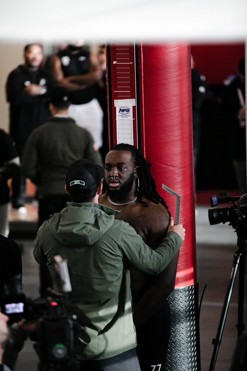 Utah_Football's tweet photo. .@BamideleOlaseni showed out at #UtahProDay 👀💰 https://t.co/F5hXwxuGjz