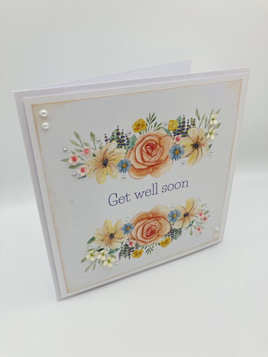 Opulencebydesi1's tweet photo. If you would like to see how I made this you can find the video on YouTube - https://t.co/amNUlhjaOA
#silentvideo #deaf #hoh #cardmaking #cardmakingvideo #cardmakingtechniques https://t.co/X8JLw0pjNg