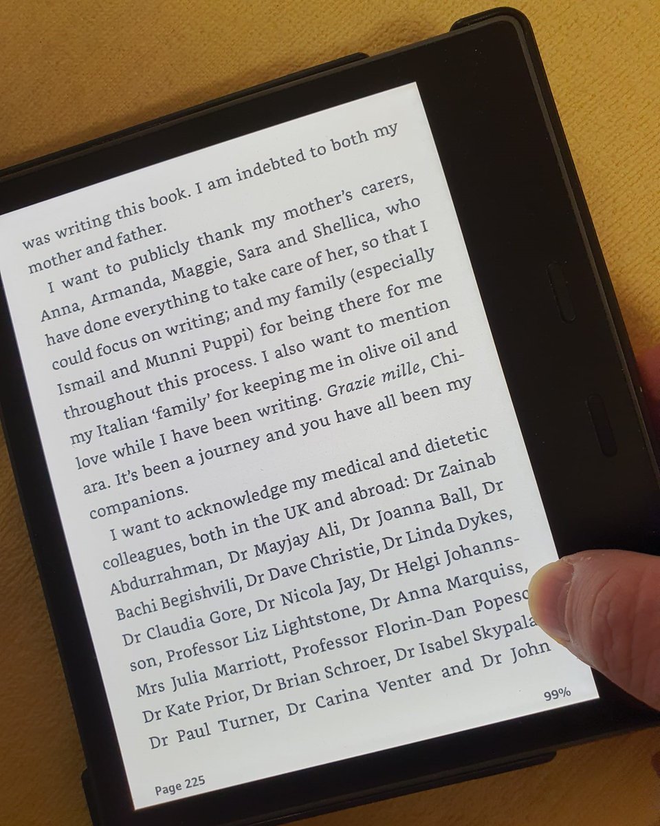 FlorinDanPopesc's tweet photo. It was emotional to see my name in the acknowledgements in #UnderstandingAllergy! Honoured to be mentioned along with great experts & friends @AlimentaryBites @VenterCarina @sheffkids65 @broughallergy @AllergyNet @Brian34Schroer @AllergyKidsDoc!!! Thank you @LondonAllergy!🙏💐 https://t.co/qGje0JrDJ7