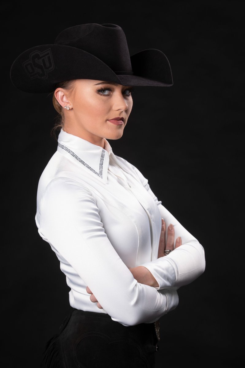 OSUEquestrian's tweet photo. THE COWGIRLS CAME BACK FOR THE WIN!!!!

🤠 10
🐻 9

Horsemanship: Jojo Roberson scores a 151.5. Point 

#RoadToOcala | #GoPokes https://t.co/aA0W1Sooep