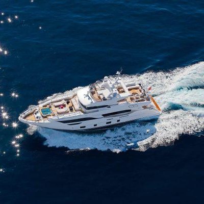 FMCGlobalSat's tweet photo. Beautiful 95' Benetti is connected on our secured network in Saint Martin with Unthrottled Wi-Fi broadband access worldwide!

#5G #4G #broadband #Fmcglobalsat #iot #4GLTSAT #5GLTSAT #motoryacht #yachtlife #yachting #ocean #SaintMartin https://t.co/qUED0K35nw