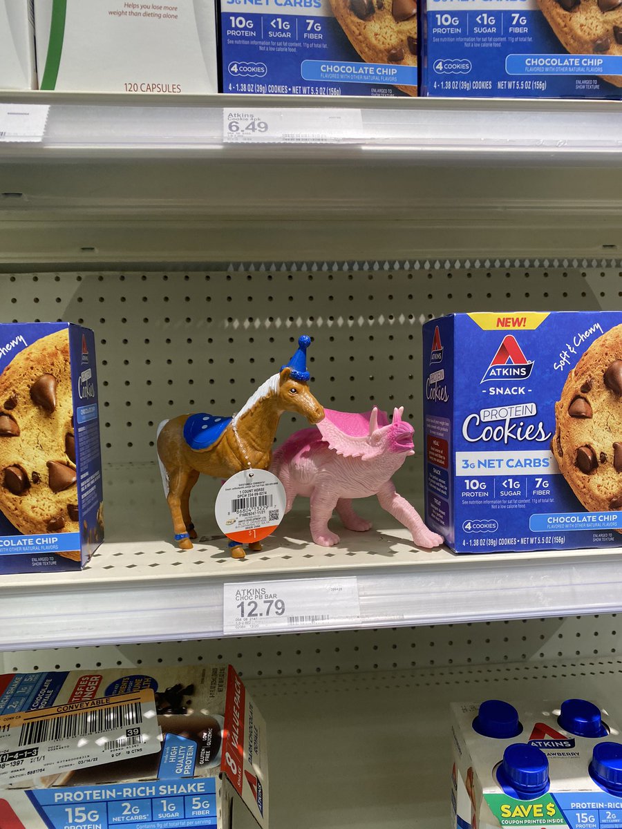 Emily Zugay tweet media