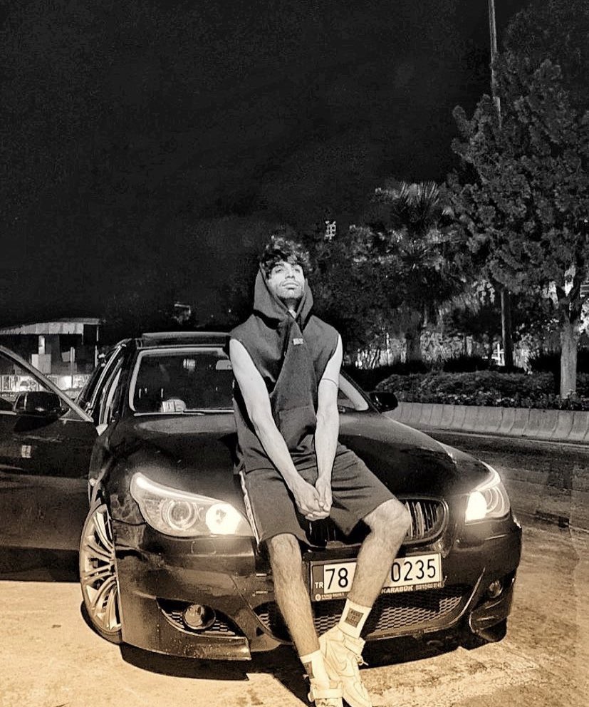 SİGARAMAN (@0zibey) on Twitter photo 