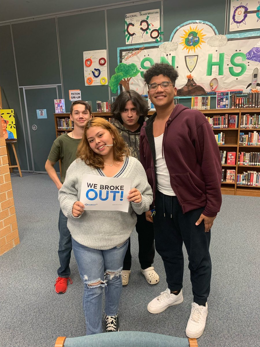EmilyWilsonMCPS's tweet photo. These are my favorite days in the library—when we get to play hard and learn hard. 🧠 @breakoutEDU #librarylife #schoollibrary #WPHSlibrary @WestPortHigh https://t.co/JON9YQXqhg