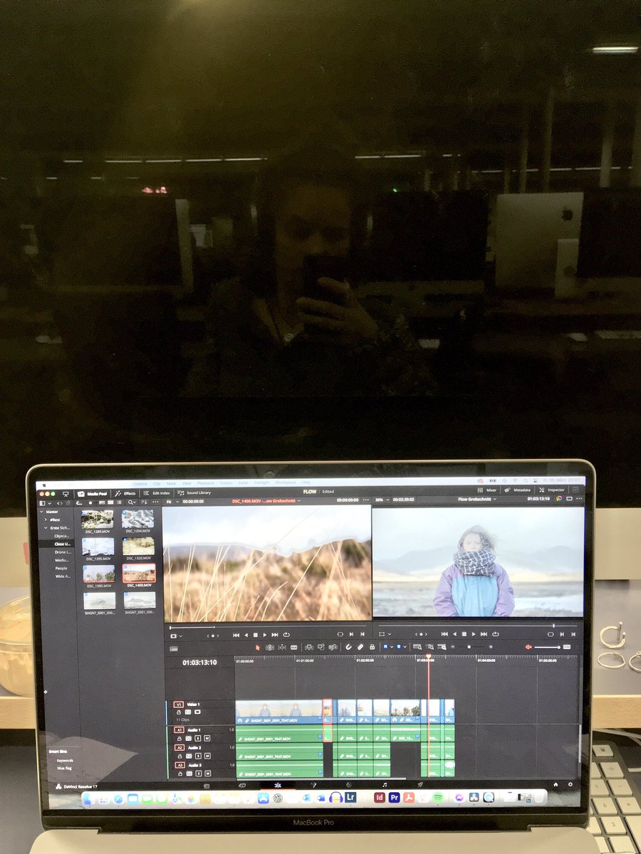 STuerschmann's tweet image. did you know that it makes a lot more sense to use the big fat iMac as a mirror for selfies and the small screen to edit footage than the other way around? 🙃 you’re welcome ✌🏽 #latenightstudysession #thankgoditsfriday #ednapphoto