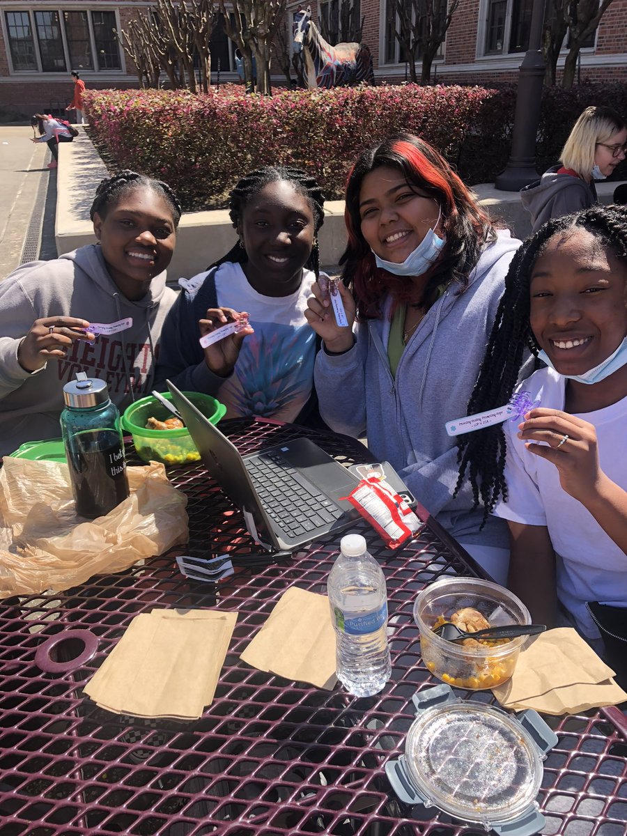 from our organizations to you !
 LOP X ZIA forever <3