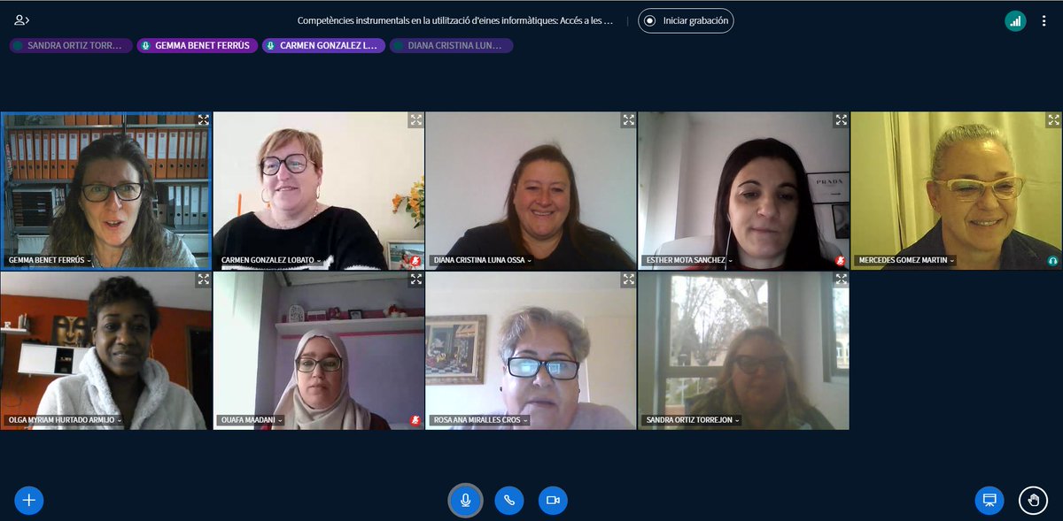 gemmabenet's tweet photo. Parada! Assolim 100h de formació i millora de les competències #TIC i #Comunicatives d'un equip de #DonesCompetents de #SPM 

>>> Resultat: dones empoderades >>> + #ocupabilitat

Gràcies, @ORTIZTSANDRA per deixar-me formar-ne part ☺️ #TreballalsBarris https://t.co/2M2IcWxnSL
