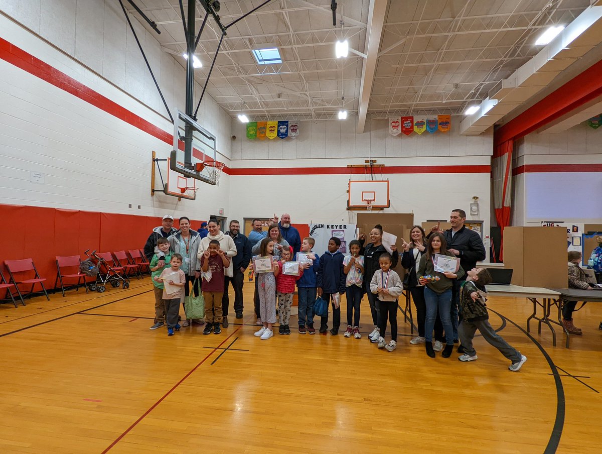 jenn_devinney's tweet photo. Congratulations to all of the inventors from Lyons Elementary. All ten inventors did such great work at today's Inventive Minds Invitational competition! Thank you to Mr. Askin for making this happen for the students of Lyons! @LyonsSchool https://t.co/jbTFAPXZ2z