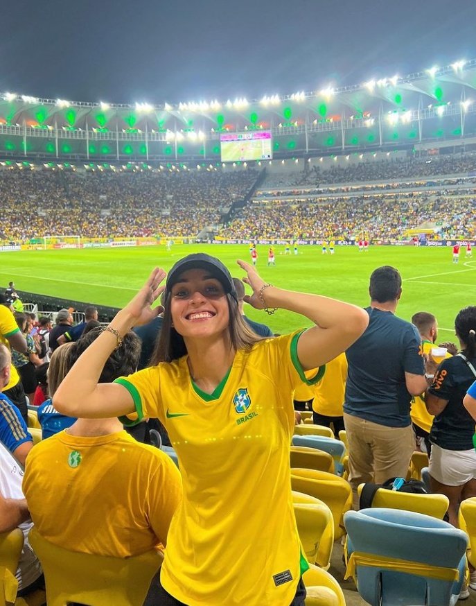 picsbabi's tweet photo. 💚💛 https://t.co/uvnDPUMgL8
