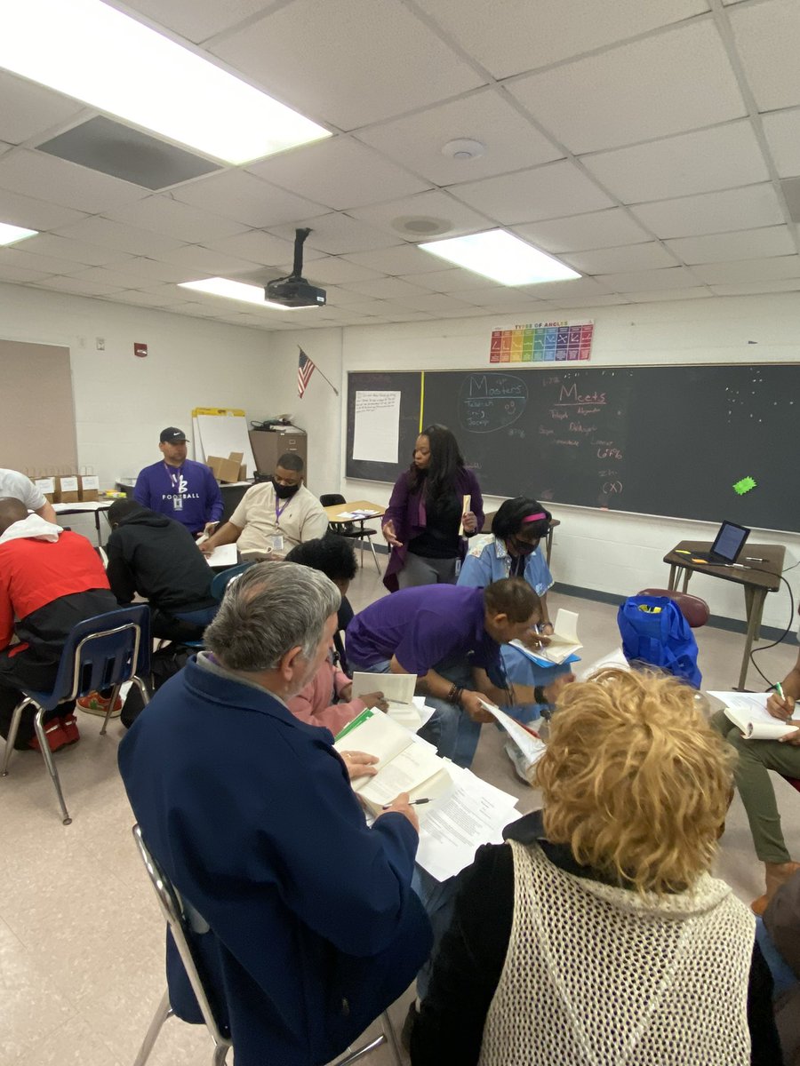 PWoodson254's tweet photo. “Adult” Literature Circles was 🔥📚…
Today, teachers had an opportunity to engage &amp; discuss “How gritty are you?” through a literature circle! #ThePowerOfLiteratureCircles
#HaveGrit
#BeGritty💪🏾
#CommittedToExcellence
💜💛✨ https://t.co/UozECBHifS