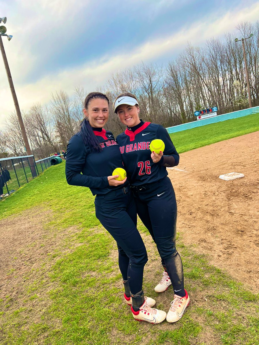 SoftballRio's tweet photo. Game one was a quick one… we take game one 10-2 in 6 innings! 
@dollz_09 hit a grand slam and @kenziecremeens8 followed her up with a solo-shot! 
Next game coming soon! https://t.co/foU7AigStg