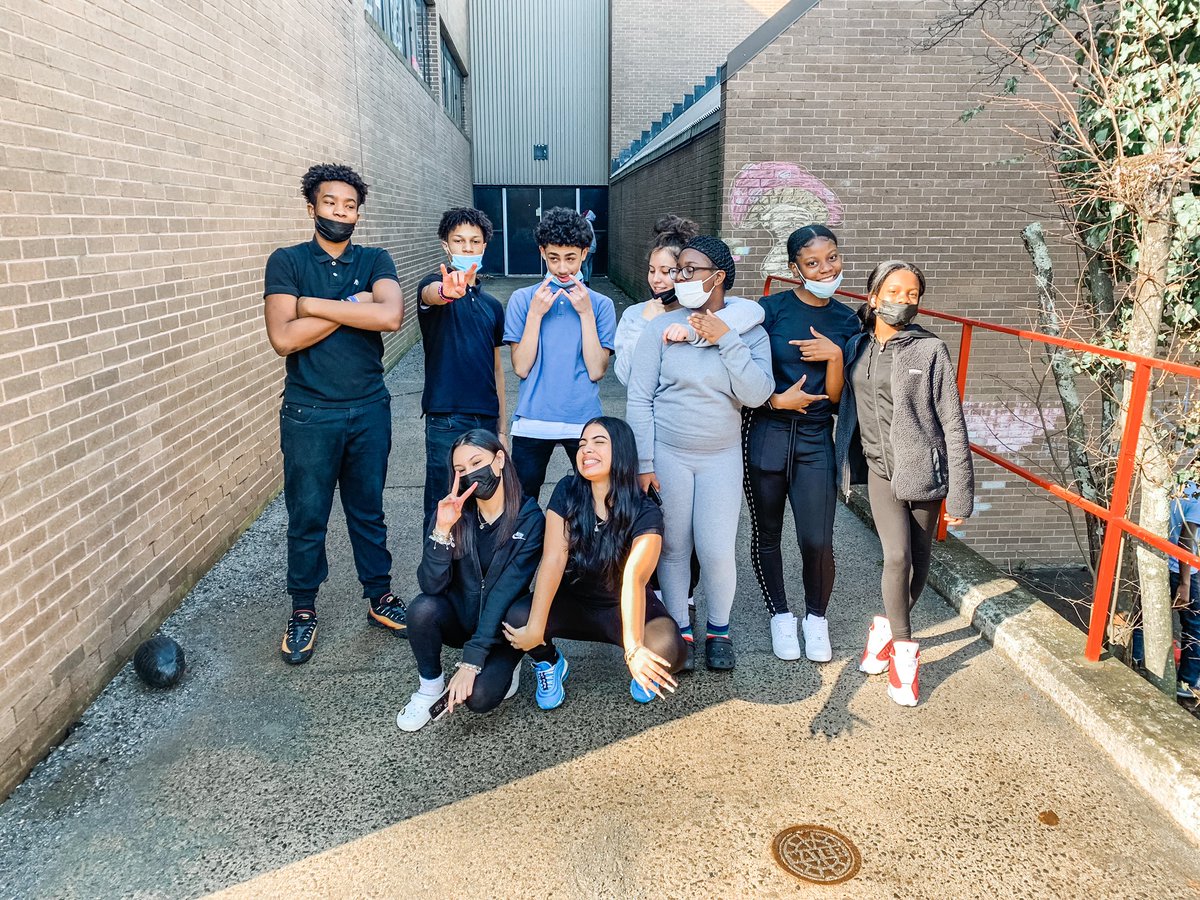 Academic Academy at Wallace Middle School tweet media