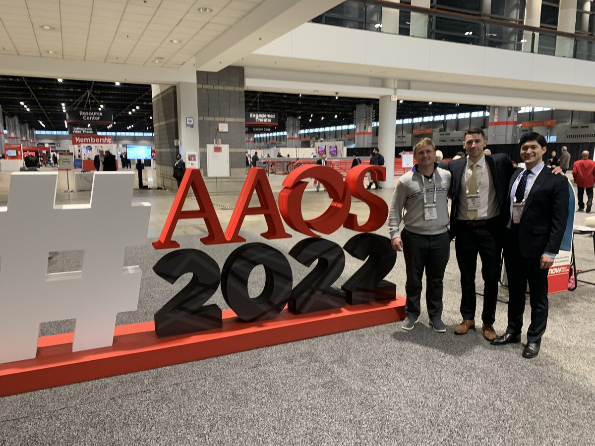Obligatory #AAOS2022 photo with the team! @HFHOrthoRes Incredible week learning from the leaders in #ortho and connecting with old friends!
