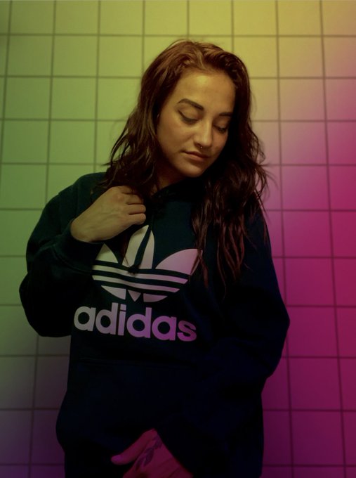 Ziva Kathrine Vuttch-Lundorff’s pics and videos