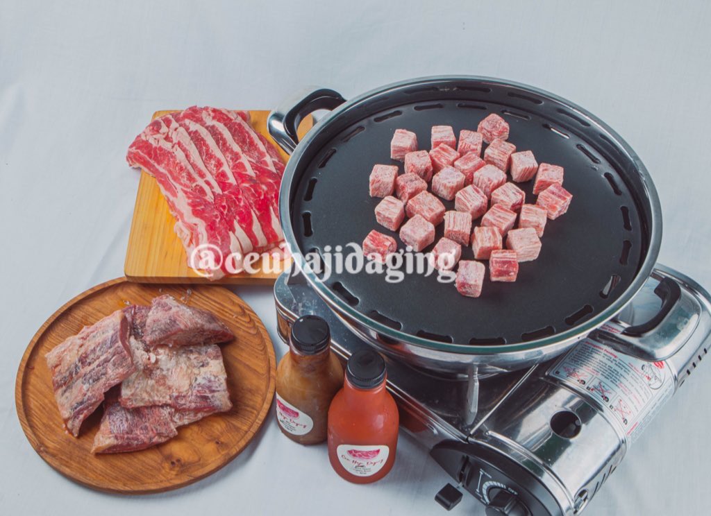 Ready Stock buat BBQ-an sambil munggahan!

US Slice Beef Shortplate
Aus Slice Suki
Meltique Slice
Saikoro
Wagyu Meltique Steak
Aneka Saus

WA 089694901268
📍Jl AH Nasution no 101 Jatihandap, Mandalajati Kota Bandung