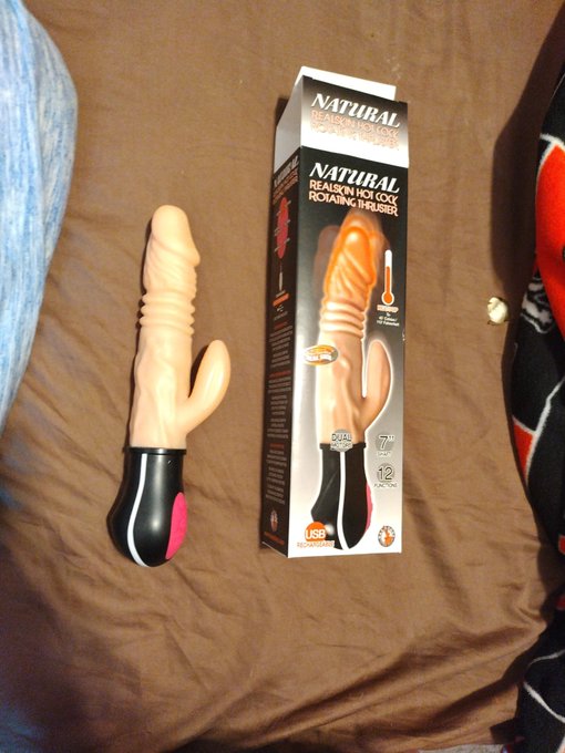 My newest toy to add to the collection https://t.co/OFgkyQfybV<a href="/tag/blackandwhite"class="tags"><span>#blackandwhite</span></a><a href="/tag/secondchance"class="tags"><span>#secondchance</span></a><a href="/tag/onlyfanscontentcreators"class="tags"><span>#onlyfanscontentcreators</span></a>