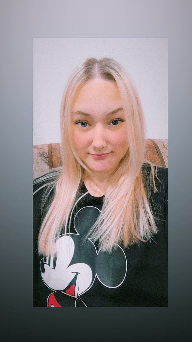 Lucky13Daisy's tweet photo. I got a haircut today. https://t.co/mOxBYwqA3x