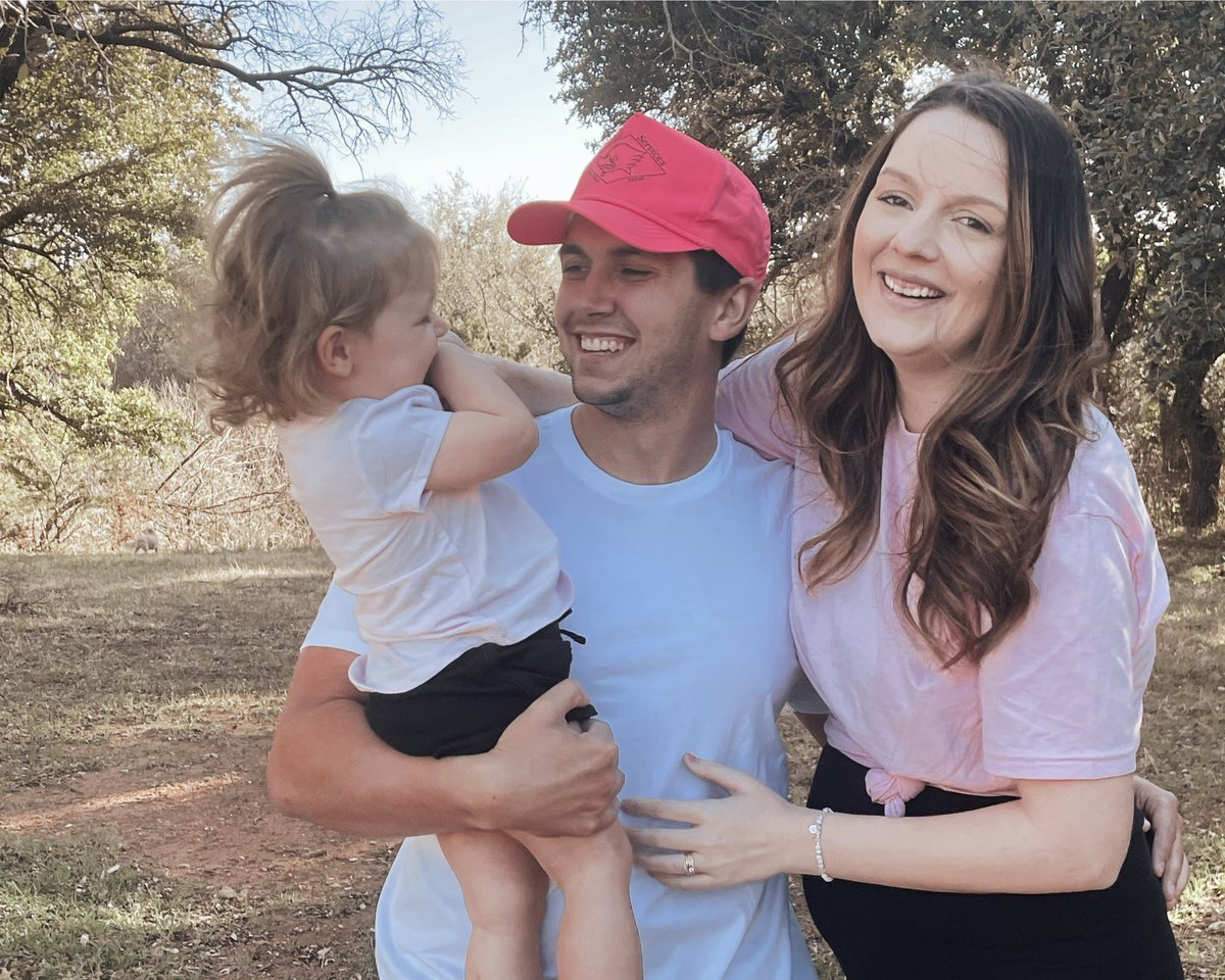 Found out imma be a girl dad X2 😳💗