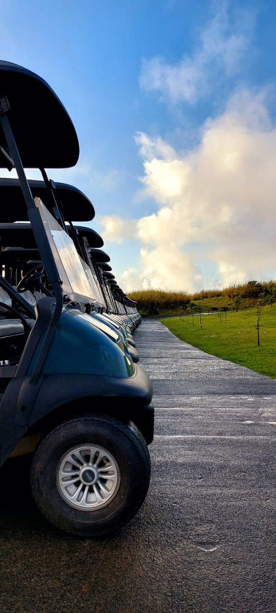 Perfect day to start your golf. All ready and set!! ⛳
#AvalonGolf #Golf