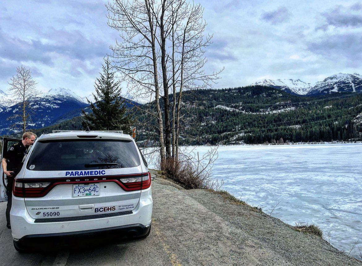 Highlight of the week was getting to spend the day chatting with the community minded crews of the Sea to Sky corridor with patient care delivery manager @LozDarlington31. Thanks for the awesome day Laurence! 🏔🛣

Squamish—>Whistler—>Pemberton 

#clinicalfridays