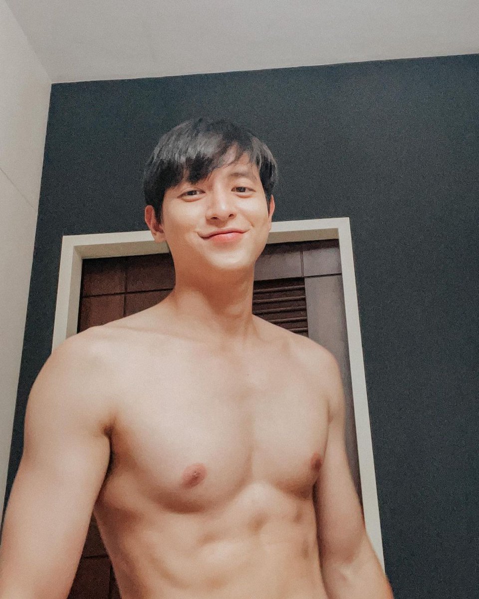 sanny888999's tweet photo. นมๆๆ หิวๆๆ
#มโนร่าน https://t.co/q7XXMPGtDJ