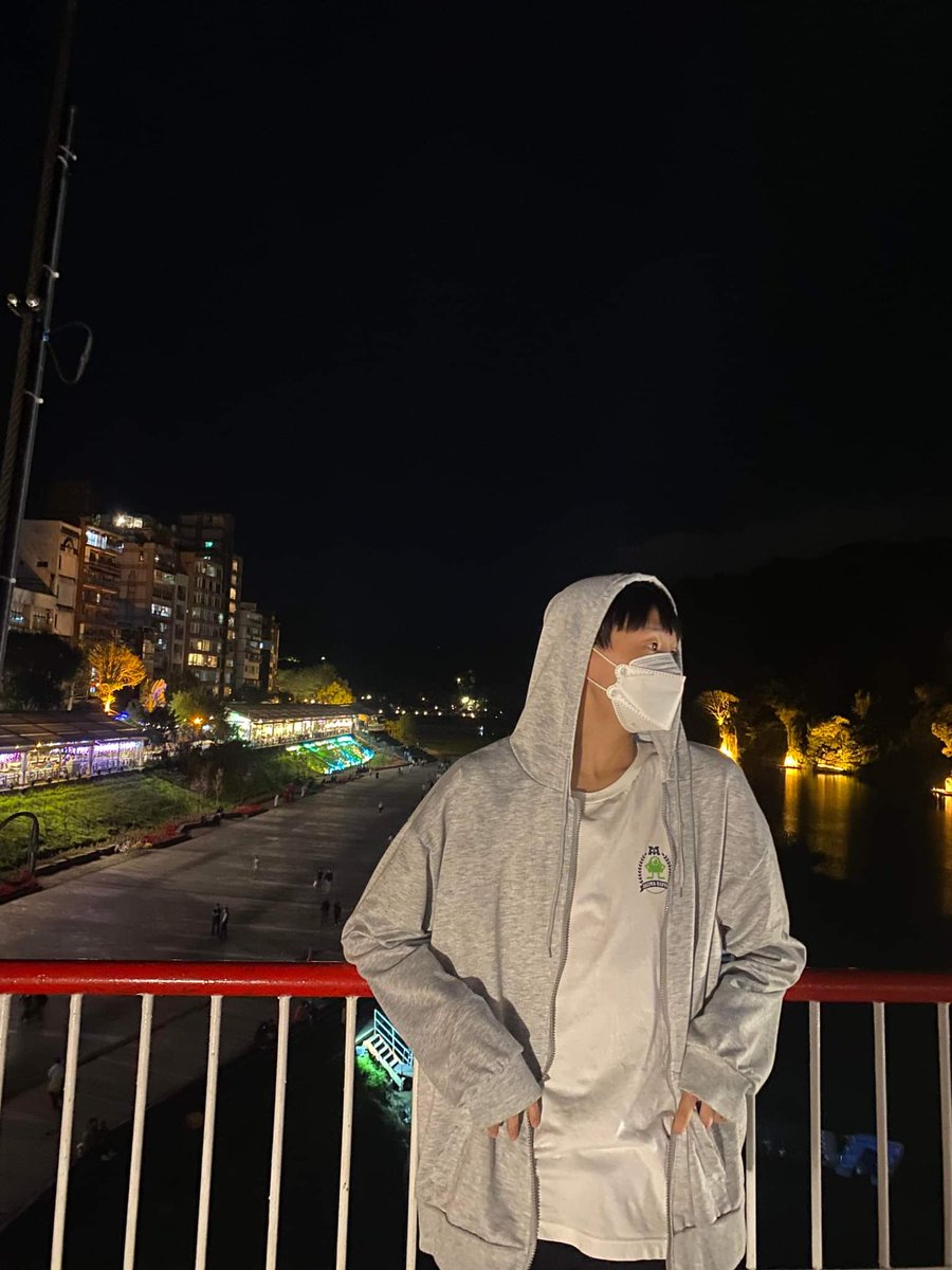 一個人的夜景 好孤單