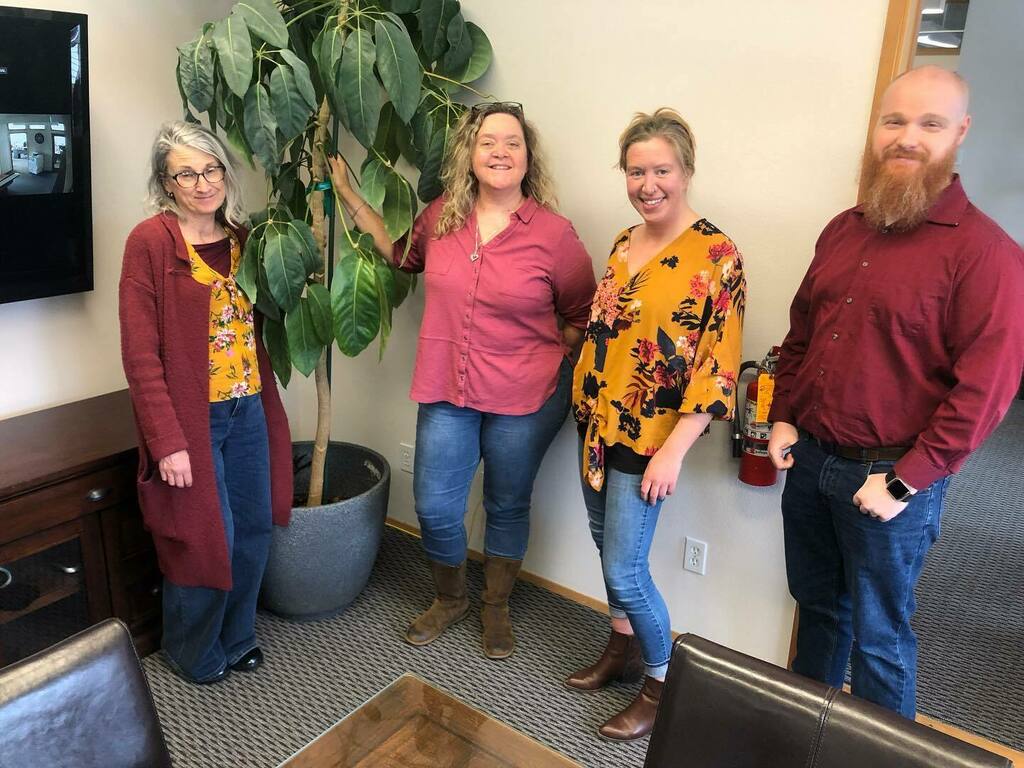pickettprprties's tweet photo. Hey Pickett People… look who are apart of the in crowd. They didn’t call the rest of us. #colorsofpickett #pickettpropertymanagement #colorcombos #apickettthing https://t.co/jsbHPgWPap
