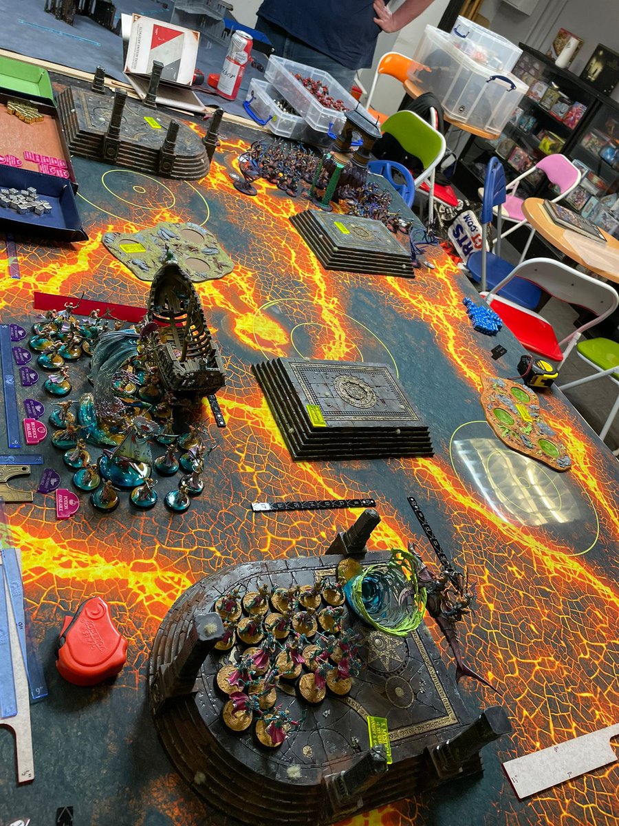 Couple of great games of AoS and 40K at the club tonight! 

Lumineth Realmlords clashing with Idoneth Deepkin for Teclis’ affections in the mortal realms.

Meanwhile, in the grim darkness of the far future the Blood Angels faced off with the Astra Militarum with Custodes support.