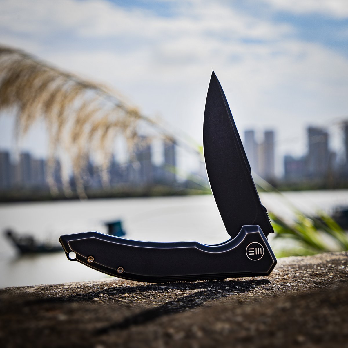 𝙒𝙚𝙡𝙘𝙤𝙢𝙚 𝙩𝙤 𝙩𝙝𝙚 𝙒𝙀 𝙌𝙪𝙞𝙭𝙤𝙩𝙞𝙘 𝙬𝙤𝙧𝙡𝙙. 🖤 Shop yours at our dealers! Link: weknife.com/plus/list-4.ht…
.
.
.
#Weknife #Weknives #Edc #Everydaycarry #newnewarrival #WEQuixotic