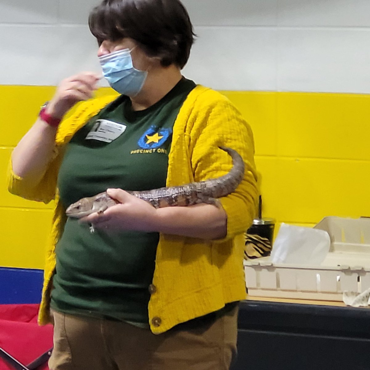 CarawayES_AISD's tweet photo. Day 3 with our Naturalist, Ms. Ana reviewing Science terms to prep our 5th grade kiddos for #ScienceSTAAR @DrCrystalWatson #ThePowerofTeamOne π https://t.co/OyRW0k6GI2
