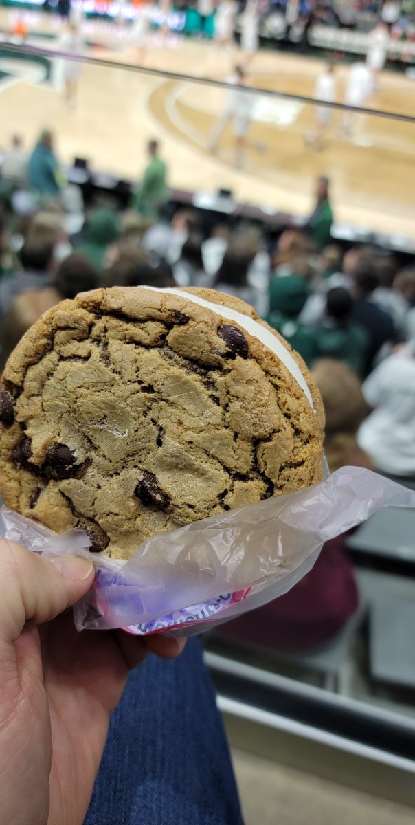 Anthony Troshak tweet media