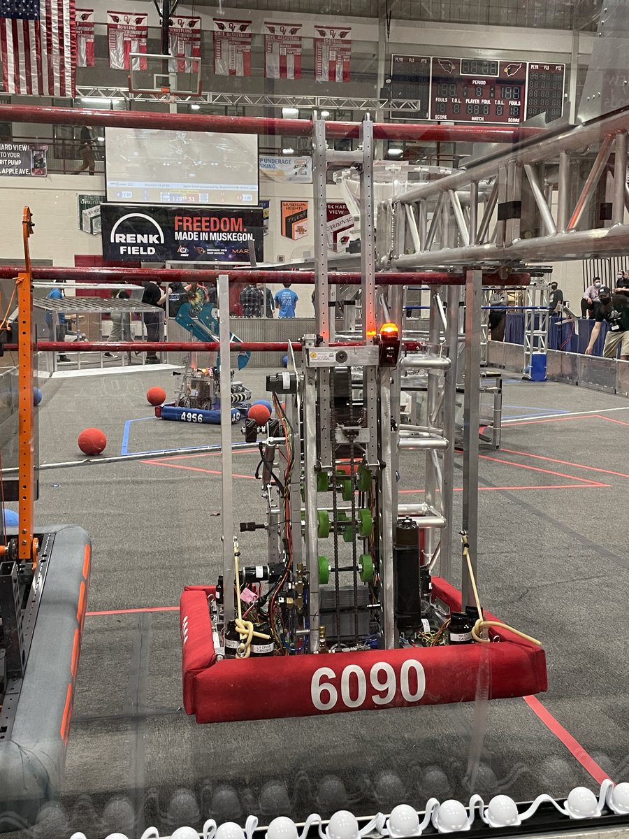 wildcats6090's tweet photo. Hanging in there at the Muskegon event! https://t.co/0HxDlEJJKX