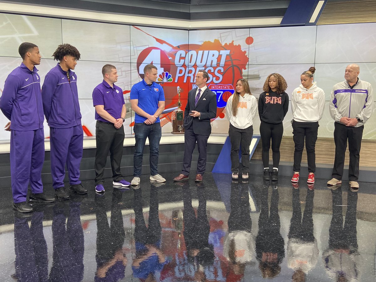 Make sure to watch 4 Court Press with <a href="/270Hoops/">270 Hoops 🏀</a> tonight for an exclusive State Champions segment with <a href="/ReynoldsburgGBB/">Lady Raiders Varsity Basketball</a> and <a href="/PCTigersHoops/">Pickerington Central Boys Basketball</a> 🔥🏆