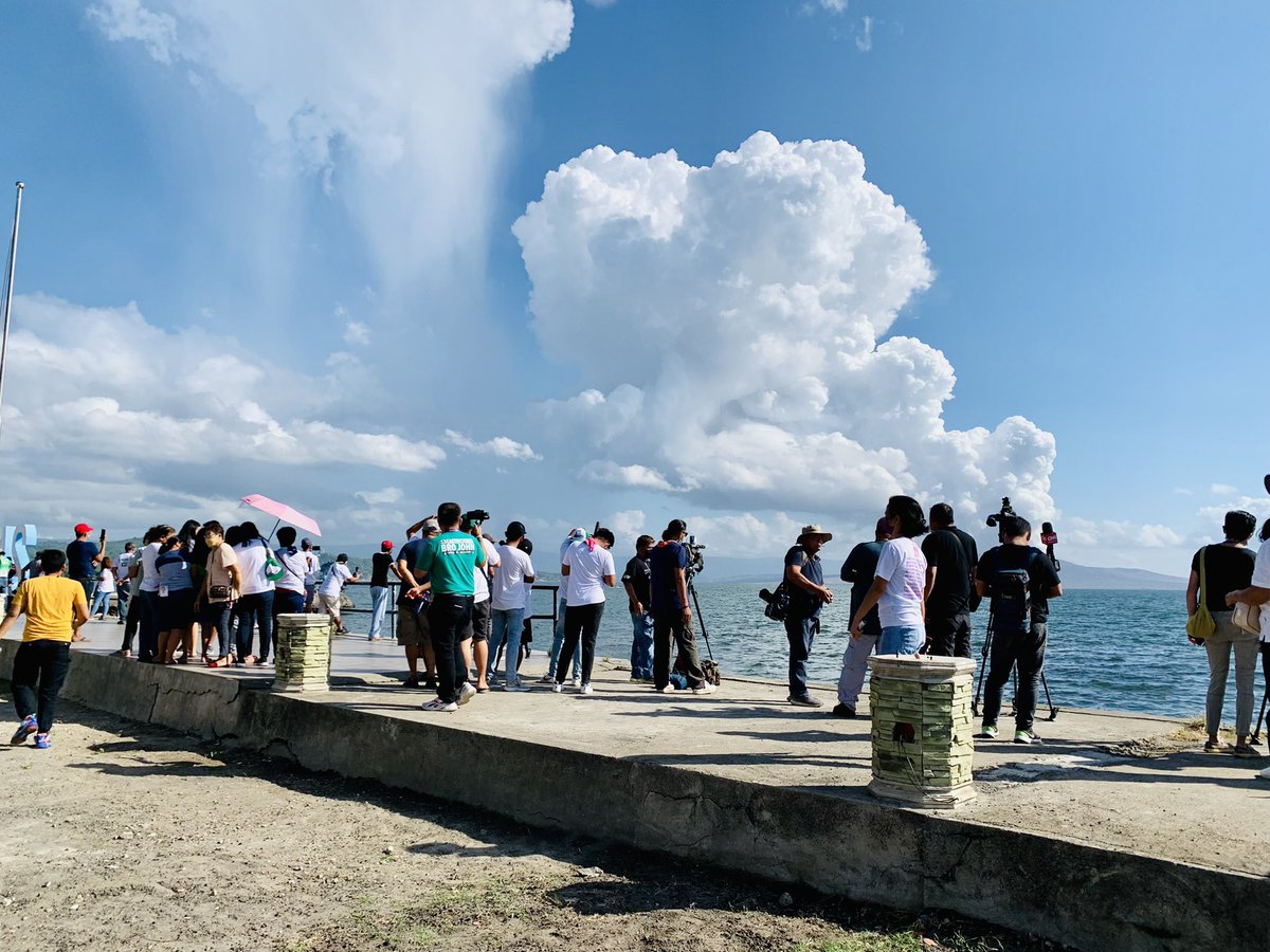 biancadava's tweet photo. LOOK: Smoke coming from Taal Volcano catches attention of residents here in San Nicolas, Batangas.

Phivolcs earlier tweeted a “notice of increasing activity” at Taal Volcano. @ABSCBNNews https://t.co/8R7hUkiWXI