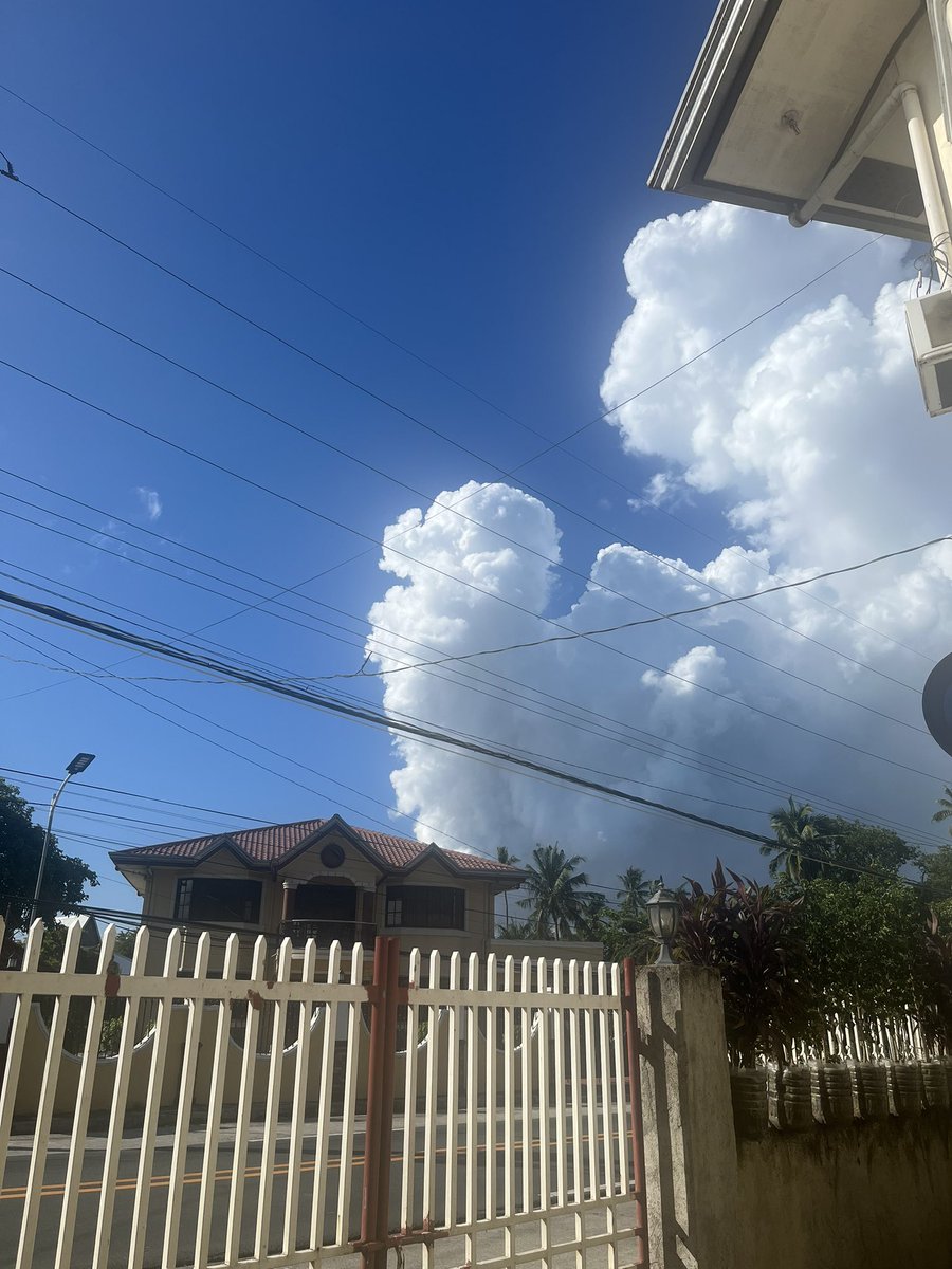 land_offATp's tweet photo. #TaalUpdate as of 8:24 AM, stay alert Batangueños! 🙏🏻 https://t.co/lRL1EFhX2K