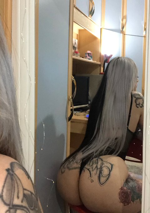 não se esqueçam de me seguir na https://t.co/WWOfqGC0OU ? https://t.co/a9b5UAzp44