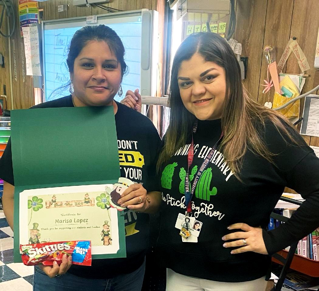 yvonne_cortina's tweet photo. Loving our Staff Who SAF this month with a rainbow of Skittles and our Lucky Leprechaun! 🌈🍀 https://t.co/qFoQM61yQ8