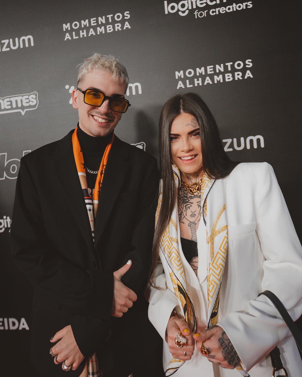 J U Λ C K O tweet media