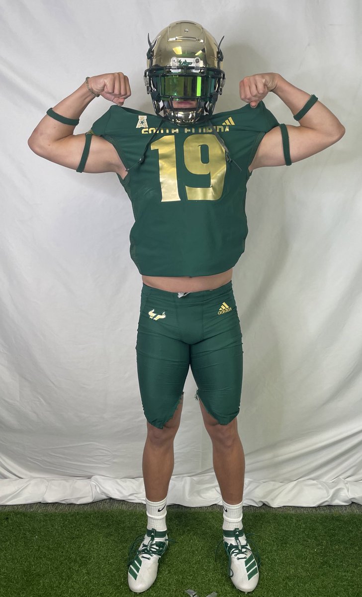 JP Pickles (@jppickles19) on Twitter photo Had a great time at my unofficial visit to <a href="/USFFootball/">USF Football</a> <a href="/ErnieSims34/">Ernie Sims III</a> <a href="/smithDB32/">Leroy Smith</a> <a href="/WINWINELITE1/">WIN-WIN ELITE</a> <a href="/nfcfootball/">NFC ⚽️⚽️⚽️🌳</a> <a href="/HillBrent/">Brent Hill</a> <a href="/StevenJerry10/">Coach Steven Jerry</a> Had a great time at my unofficial visit to <a href="/USFFootball/">USF Football</a> <a href="/ErnieSims34/">Ernie Sims III</a> <a href="/smithDB32/">Leroy Smith</a> <a href="/WINWINELITE1/">WIN-WIN ELITE</a> <a href="/nfcfootball/">NFC ⚽️⚽️⚽️🌳</a> <a href="/HillBrent/">Brent Hill</a> <a href="/StevenJerry10/">Coach Steven Jerry</a>