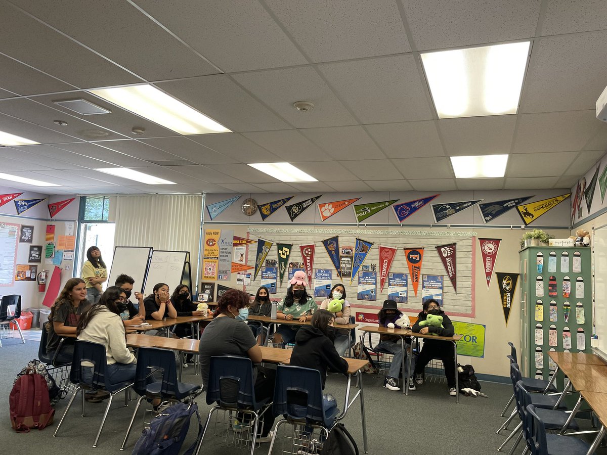 AVID Fun Friday Jeopardy 💙🐾