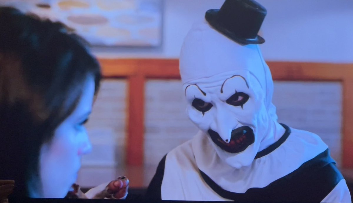 KatTaddei's tweet photo. 2016’s Terrifier has no rating, this low budget film has accomplished something not many films have and that’s grossing me out. If your feeling brave you can enjoy this cringe worthy movie on Tubi for free #365daysofHorror #WhorrorQueen #HorrorCommunity #terrifier #arttheclown https://t.co/SXQqwXpKs2