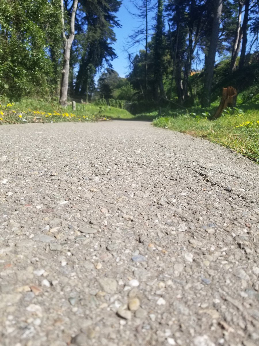 bruce04171915's tweet photo. where am i 

i fell down and alfred needs to know... https://t.co/k90Sh5OSe1