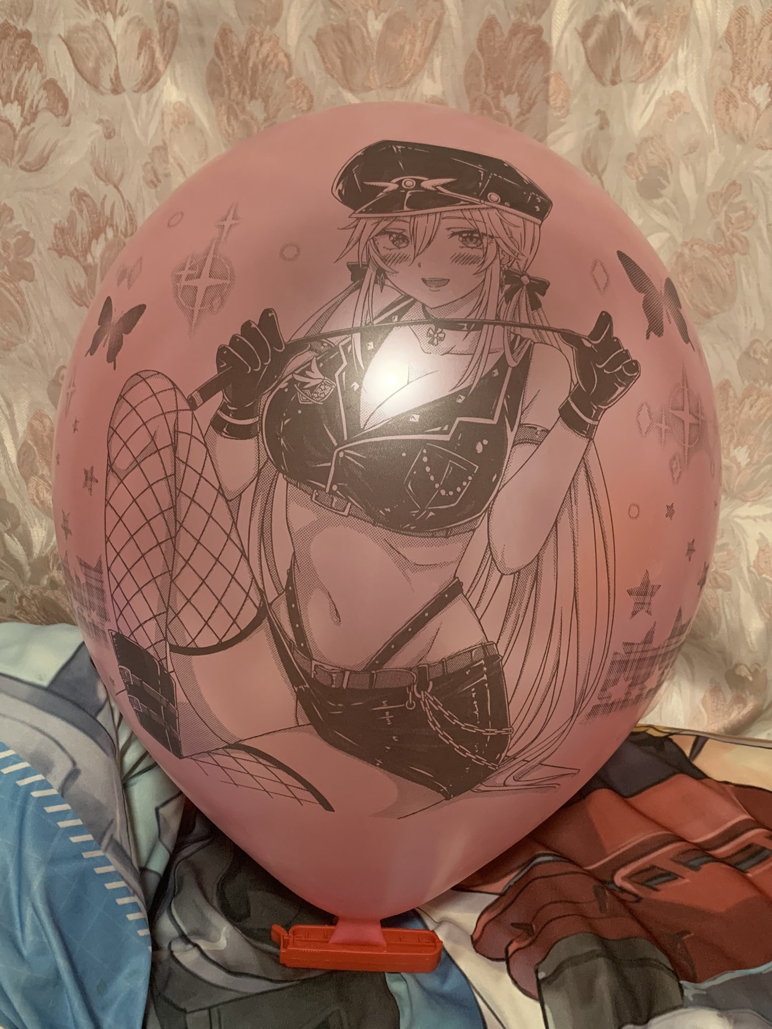 ゆゆにゃん ふわふわを愛す猫 Al Twitter ๑ ᴗ 届いた報告 Tt17の新色セットから シャイニングピンク 黒 になります Q16のパールピンクに近い感じですが 少し淡いというか薄めでキレイな輝きって感じの色合いですね 光に当たると光る感じは