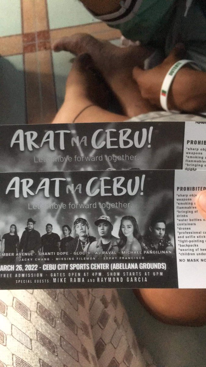 PariaSkr's tweet photo. iiyak man ako nito lods oy nganong di mu mo tanaw dec ave guys syaang ticket huhu lamia baya mo adto https://t.co/urW97Z6hSt