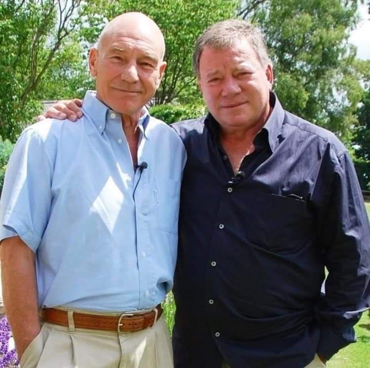 \Time is the fire in which we burn\
Happy Birthday William Shatner..91 years young 
