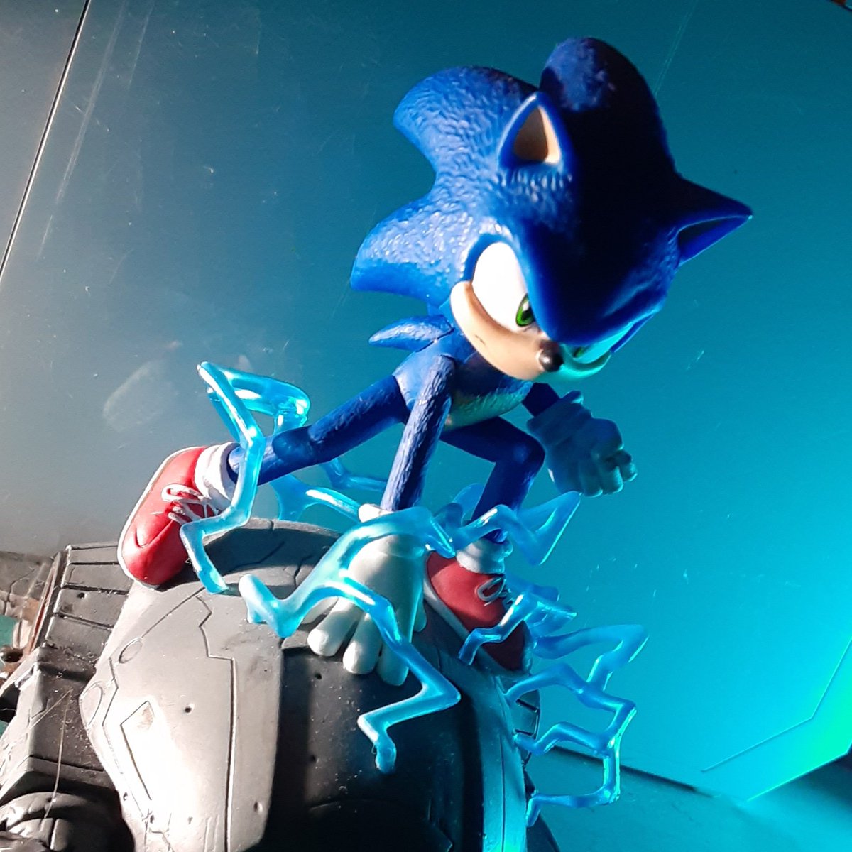 zachoat's tweet photo. Some recent #toyphotography. #marvelminimates #minimates #SonicTheHedgehog #Sonic #LordOfTheRings #starwars #cobrakai https://t.co/xfvjxStH1d