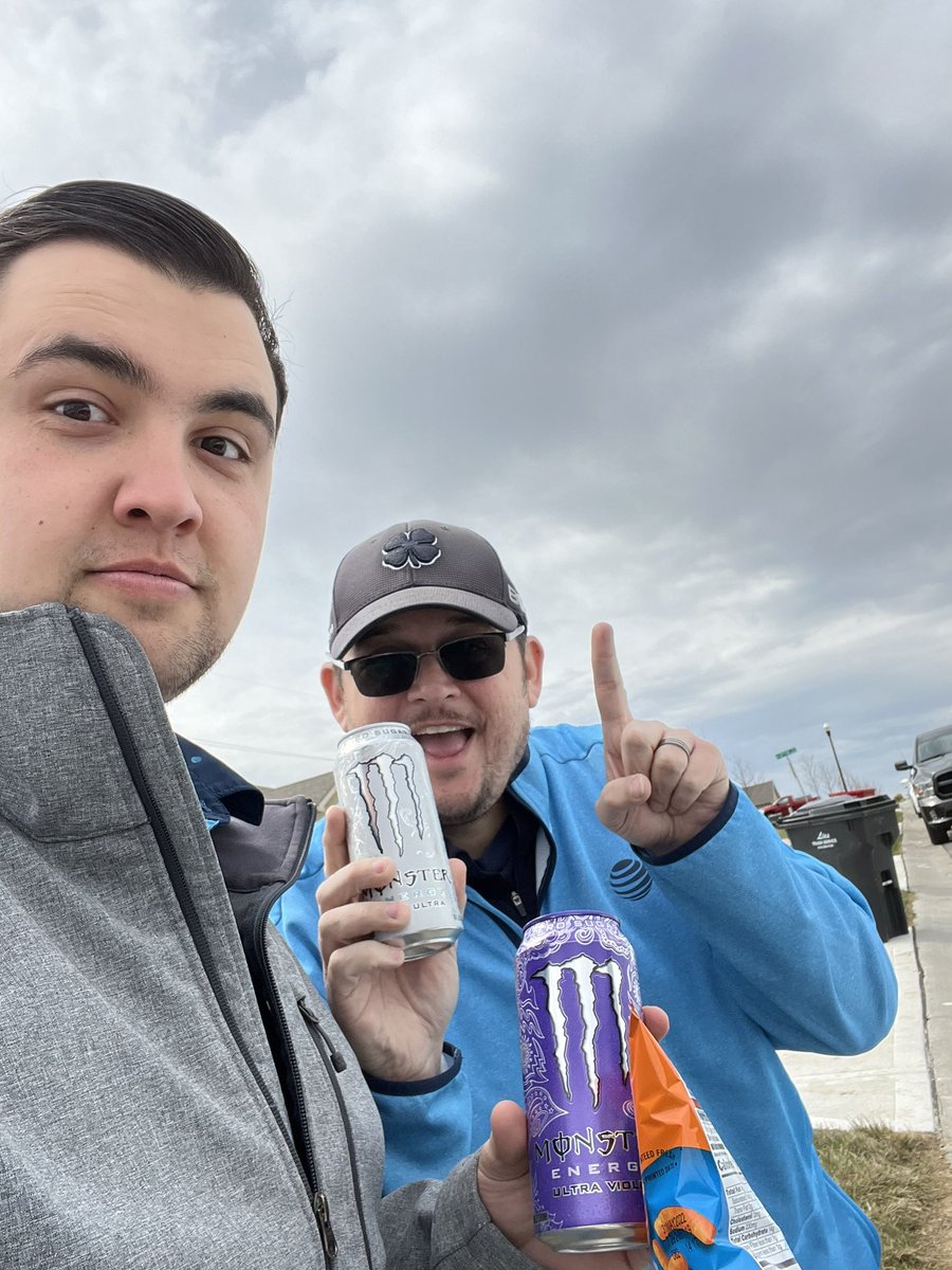 Michael Parsons (@michael_yp35) on Twitter photo Field Fridays call for Monster Mornings! #FieldFridays #LifeAtATT @Kaayadam @IhxTwisters <a href="/CentralIhx/">IHXWestCentral</a> Field Fridays call for Monster Mornings! #FieldFridays #LifeAtATT @Kaayadam @IhxTwisters <a href="/CentralIhx/">IHXWestCentral</a>